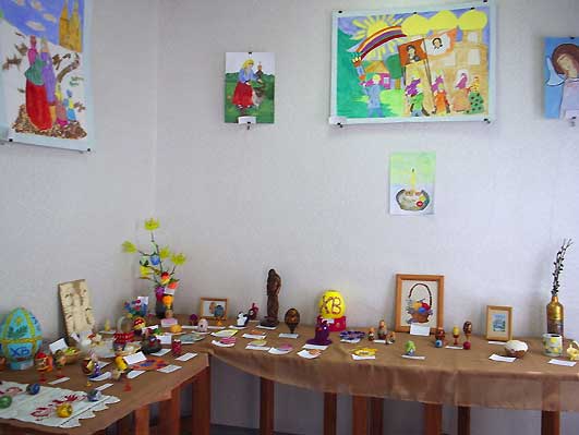 выставка детских работ, представленных на городской пасхальный конкурс «Христос воскрес! – Воистину воскрес!»