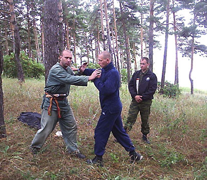 Тренировка по русскому рукопашному бою - буза