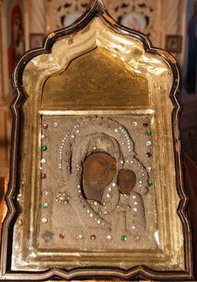 Чудотворная икона Казанской Божией Матери 