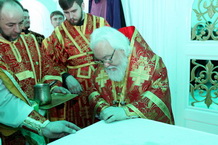 Освящение Престола в храме Архангела Михаила