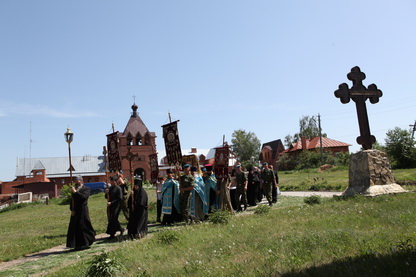 Крестный ход в Михайловском женском монастыре