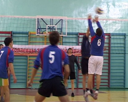 К дню престольного праздника и в честь Небесного покровителя, святителя Николая Чудотворца, 19 декабря 2011 года организован районный турнир по волейболу.