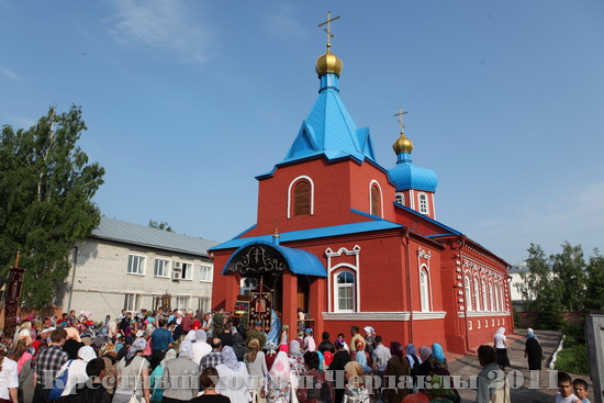 Крестный ход с чудотворным образом Казанская Жадовская Богородица в Чердаклах