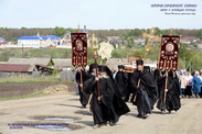 Крестный ход 2011 года начинается 15 мая выходом из Свято Богродице Казанского Жадовского монастыря