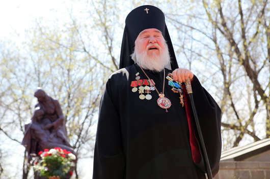 Архиепископ Симбирский и Мелекесский Прокл. 9 мая 2011.