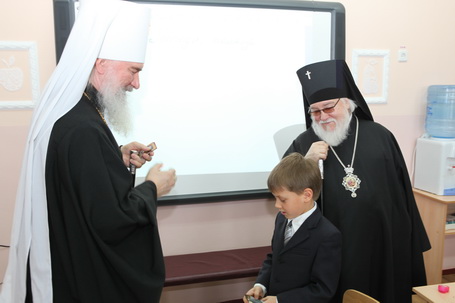 Митрополит Климент в православной гимназии