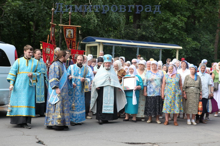 Симбирский крестный ход продолжает шествие. Димитровград.