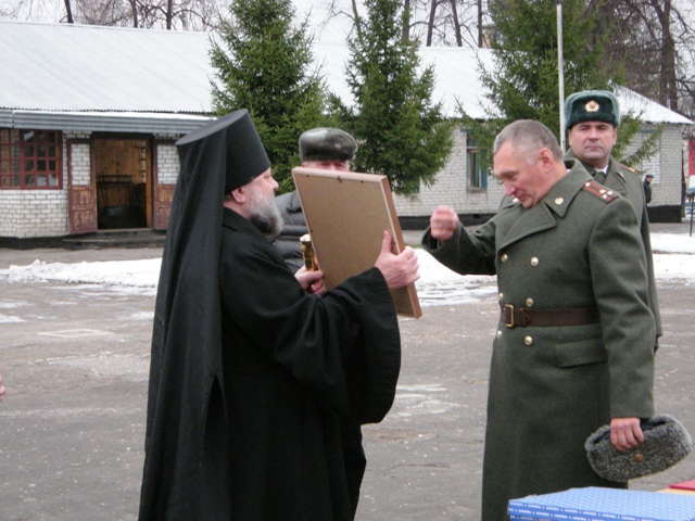 Священники поздравили венных с Днем ракетных войск и артиллерии.