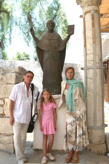 Восстановленный памятник Святителю Николаю