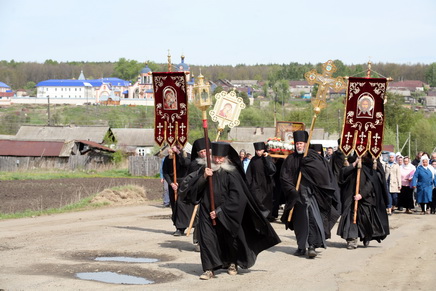 Крестный ход 2009 года начал свое шествие по Симбирской губернии