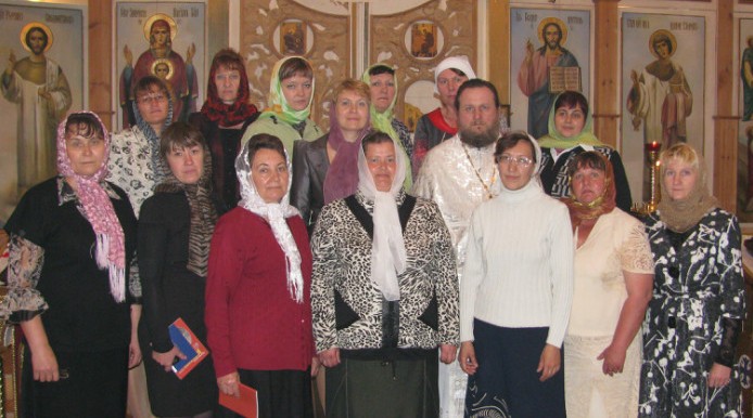 24 мая 2012 года в р.п. Новоспасское состоялся  выпуск учащихся группы Епархиальных курсов. 