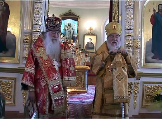 Митрополит Симбирский и Новоспасский Прокл обратился с приветственной речью к владыке Антонию.